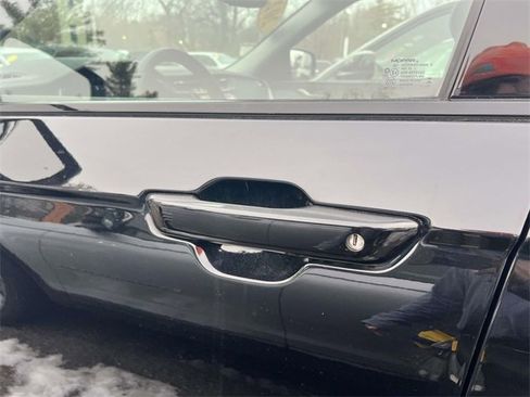 Certified 2023 Jeep Grand Cherokee Limited image 7