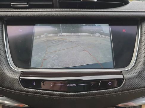 Used 2018 Cadillac XT5 Luxury w/ Driver Awareness Package image 33