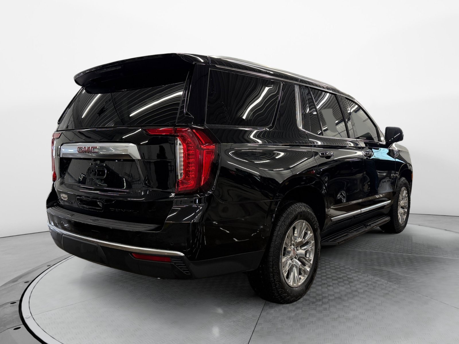 Used 2024 GMC Yukon Denali w/ Max Trailering Package AWD/4WD image 5