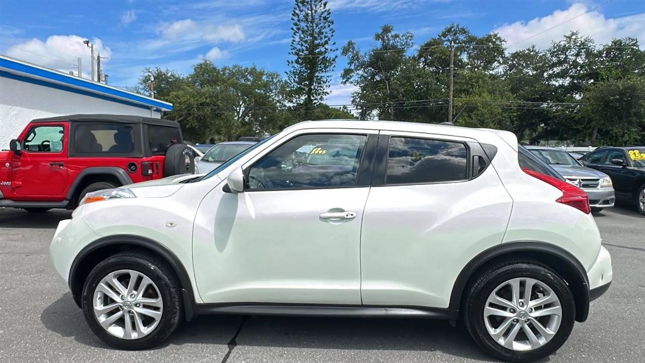 Used 2012 Nissan Juke SV AWD/4WD image 12