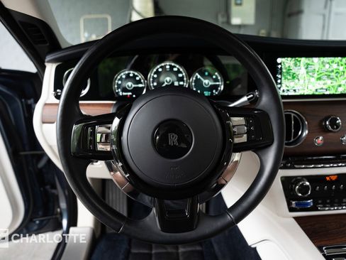 Used 2023 Rolls-Royce Ghost AWD/4WD image 25