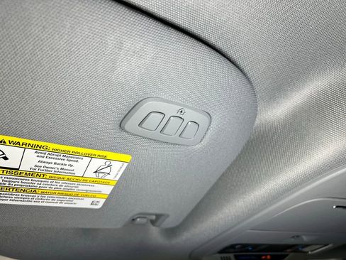 Used 2023 Ford F150 Lariat w/ Trailer Tow Package image 33