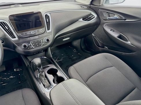 Used 2024 Chevrolet Malibu LT FWD image 24