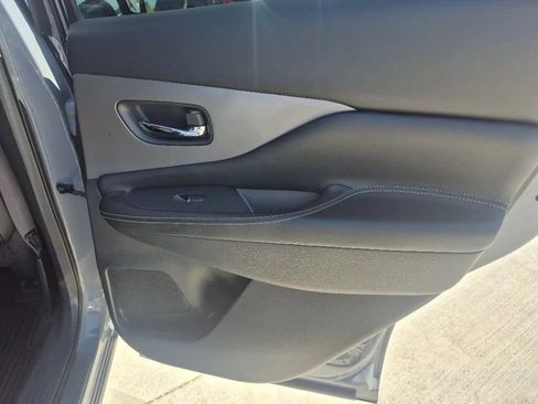 Used 2023 Nissan Murano SL w/ Cargo Package FWD image 18
