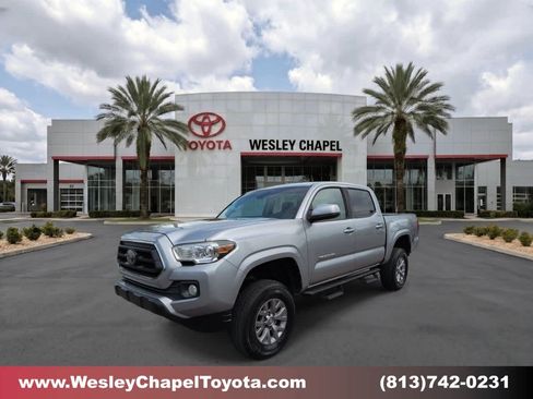 Used 2020 Toyota Tacoma SR5 RWD image 1