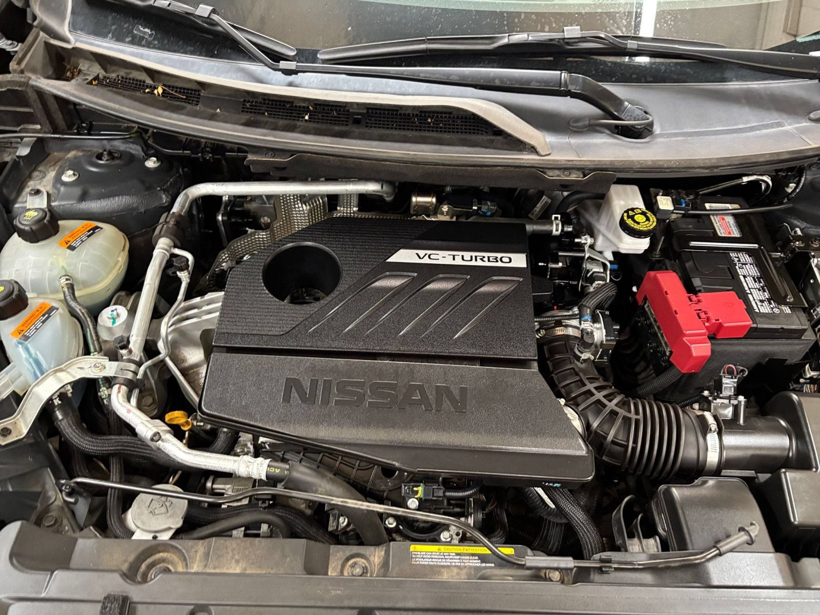 Used 2025 Nissan Rogue SV AWD/4WD image 33