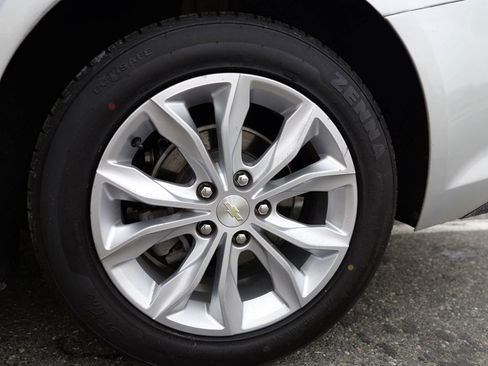 Used 2020 Chevrolet Malibu LT image 14