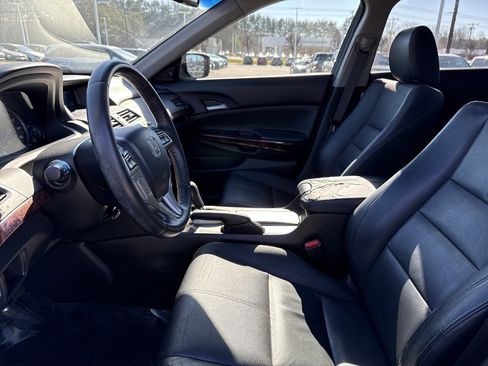 Used 2012 Honda Crosstour EX-L image 16