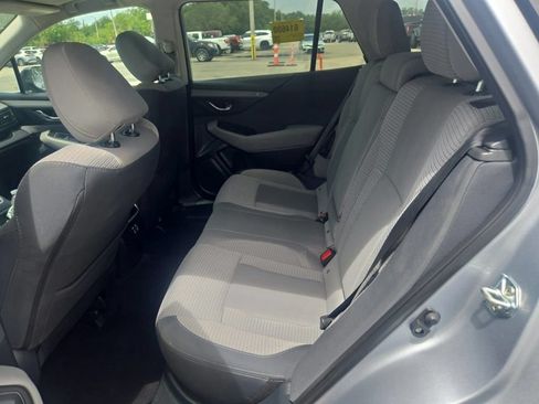 Used 2025 Subaru Outback Premium AWD/4WD image 9
