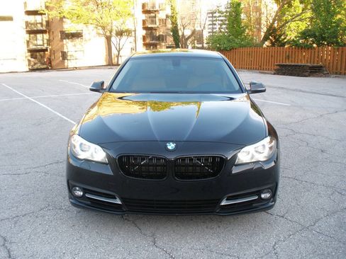 Used 2016 BMW 535i xDrive Sedan AWD/4WD image 6