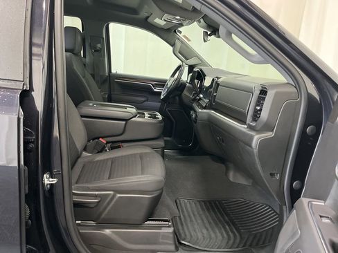 Used 2022 Chevrolet Silverado 1500 LT AWD/4WD image 14