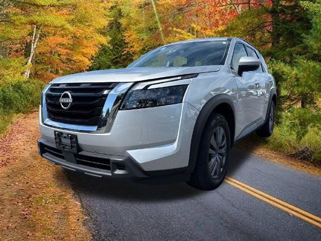 Certified 2024 Nissan Pathfinder SV AWD/4WD image 5