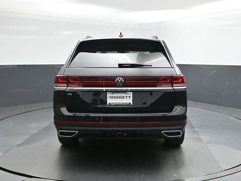 New 2026 Volkswagen Atlas SE image 8