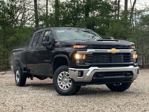 New 2026 Chevrolet Silverado 2500 LT AWD/4WD image 2