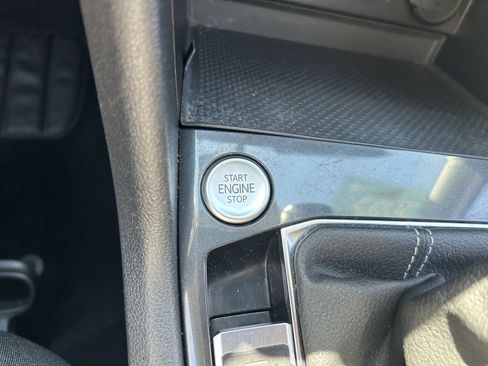 Certified 2022 Volkswagen Tiguan S image 16