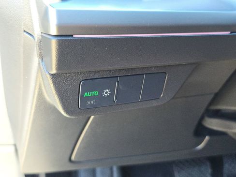 Certified 2024 Audi Q4 e-tron Premium Plus image 29