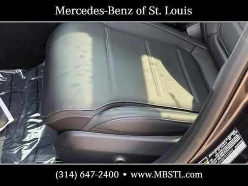 Certified 2026 Mercedes-Benz C 300 4MATIC Sedan image 20