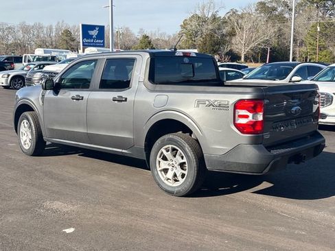 Used 2023 Ford Maverick XL image 3