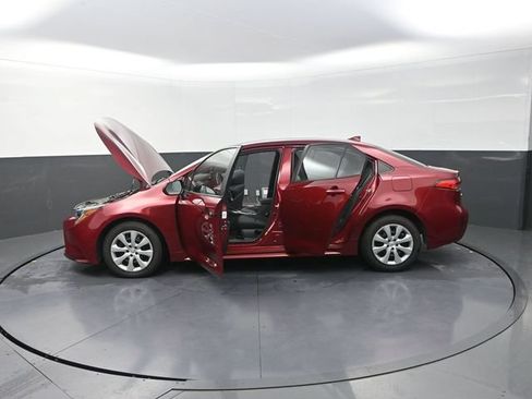 Used 2024 Toyota Corolla LE FWD image 42