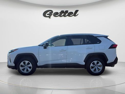 Used 2024 Toyota RAV4 LE FWD image 8