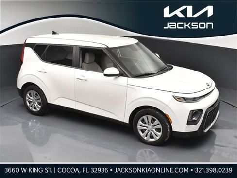 Certified 2021 Kia Soul LX image 1