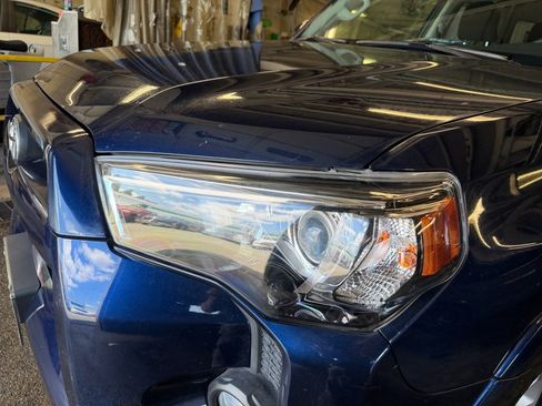 Certified 2019 Toyota 4Runner SR5 AWD/4WD image 30
