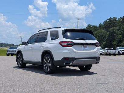 Used 2025 Honda Pilot Touring