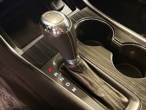 Used 2016 Chevrolet Impala LT w/ Convenience Package image 22