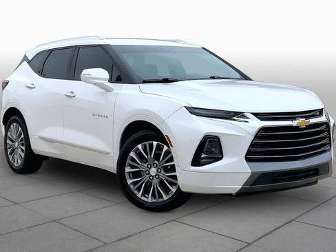 Used 2020 Chevrolet Blazer Premier FWD image 3