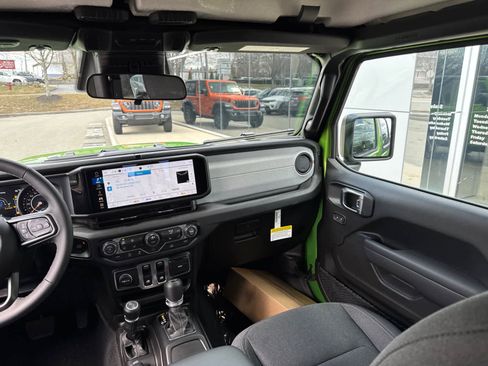 New 2026 Jeep Wrangler Sport AWD/4WD image 28