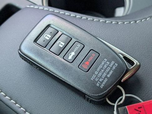 Used 2025 Lexus IS 350 F Sport w/ Navigation Package image 32