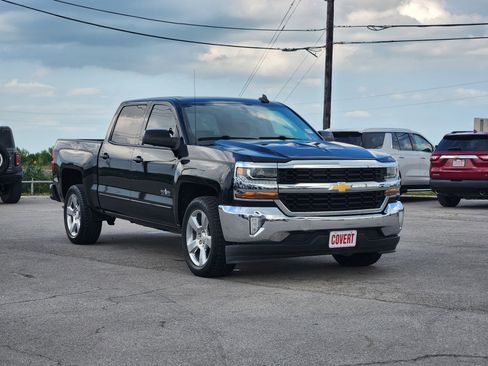 Used 2018 Chevrolet Silverado 1500 LT w/ Texas Edition RWD image 3