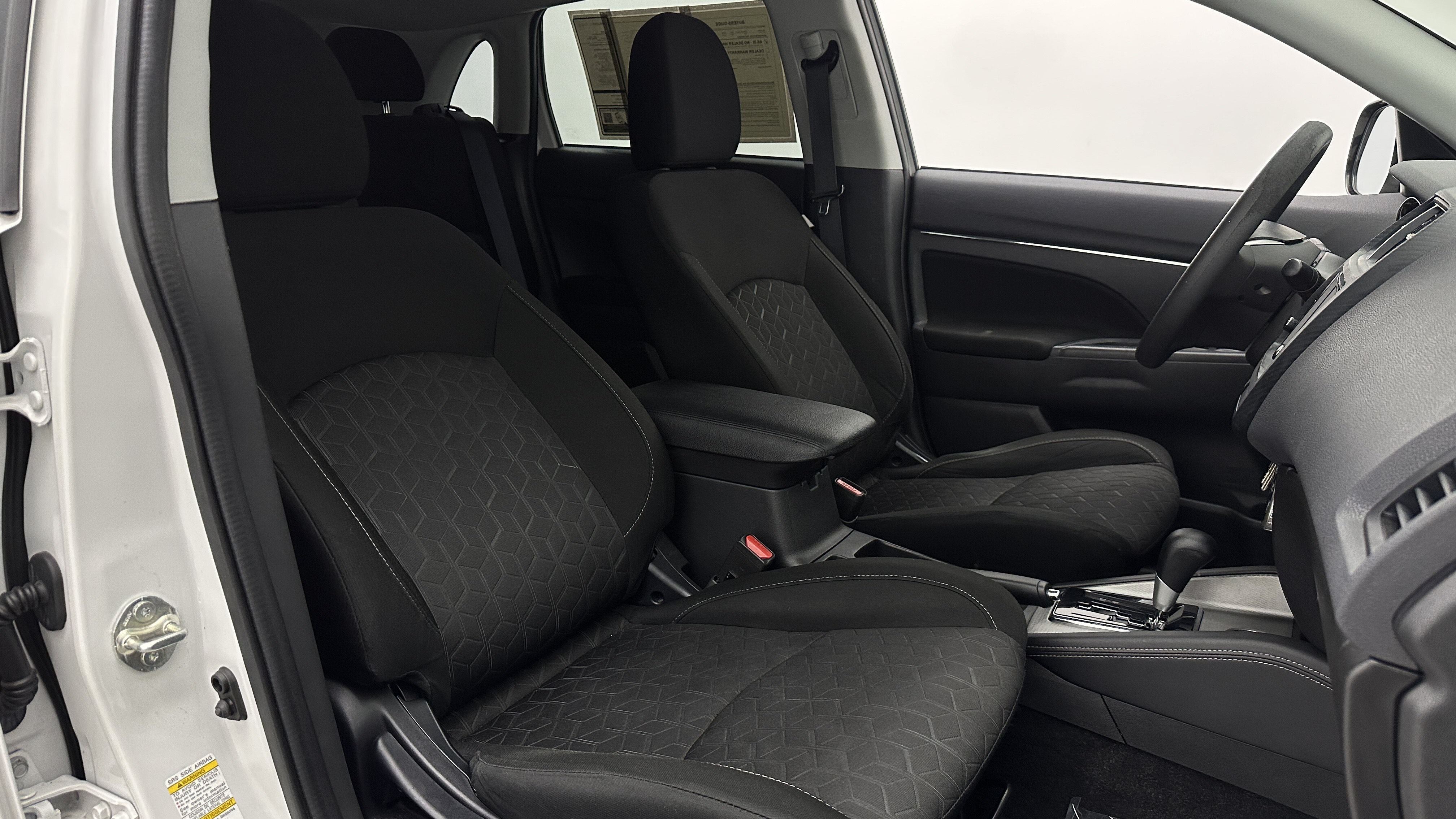 Used 2020 Mitsubishi Outlander Sport ES FWD image 29