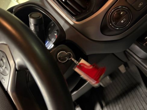 Used 2016 Chevrolet Colorado Z71 image 23