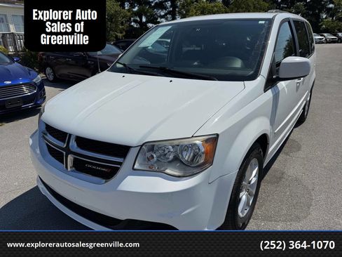 Used 2016 Dodge Grand Caravan SXT image 1