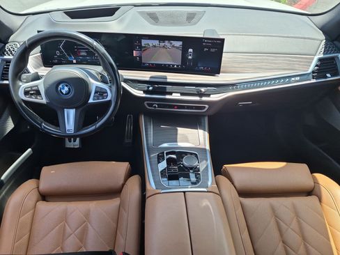 Used 2024 BMW X5 xDrive50e AWD/4WD image 29