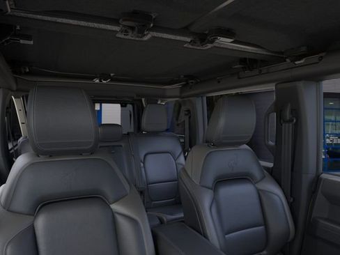 New 2025 Ford Bronco Outer Banks AWD/4WD image 12