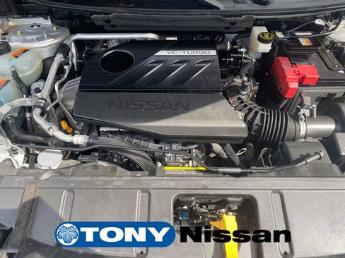 Used 2023 Nissan Rogue SV FWD image 10