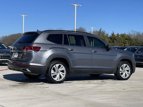 Used 2022 Volkswagen Atlas SE image 8