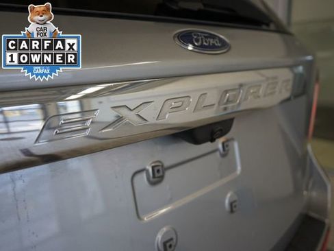 Certified 2022 Ford Explorer XLT image 14