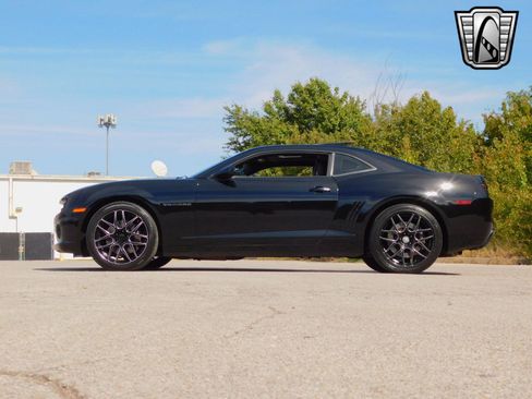 Used 2011 Chevrolet Camaro SS w/ RS Package image 4