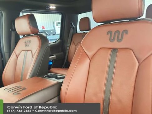 Certified 2025 Ford Expedition Platinum w/ Driver's Package AWD/4WD image 27