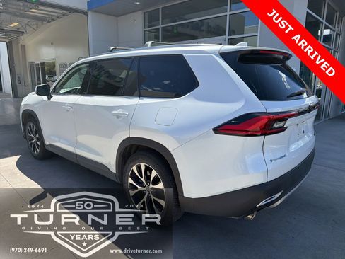 Certified 2024 Toyota Grand Highlander AWD Hybrid image 3