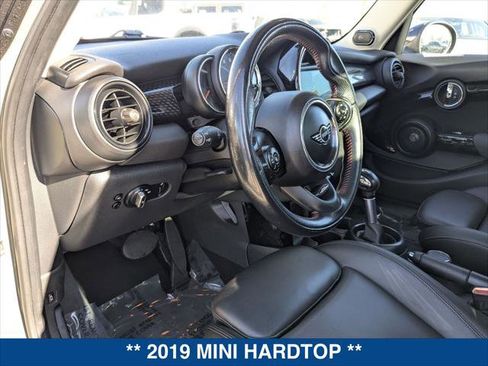 Used 2019 MINI Cooper S image 12