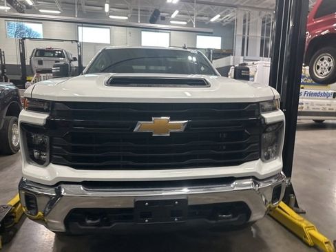 Used 2024 Chevrolet Silverado 3500 W/T w/ WT Convenience Package image 1