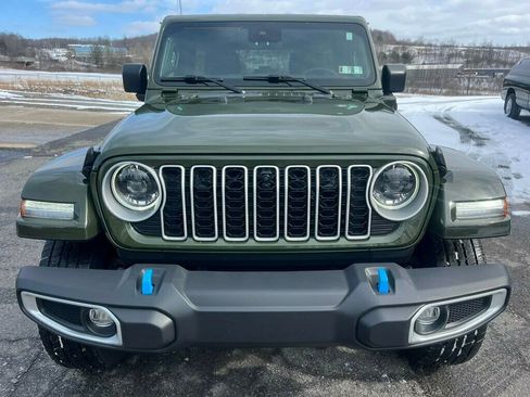 Used 2024 Jeep Wrangler Unlimited Sahara w/ Dual Top Group image 2