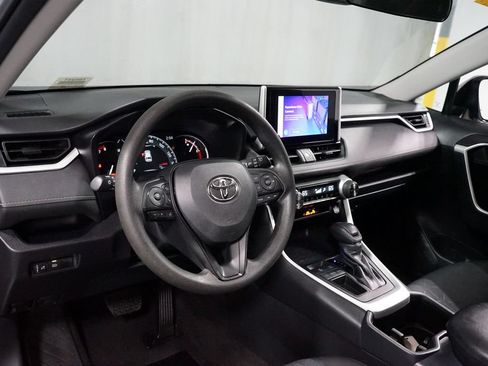 Certified 2025 Toyota RAV4 XLE FWD image 11