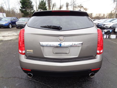 Used 2011 Cadillac SRX Luxury image 6