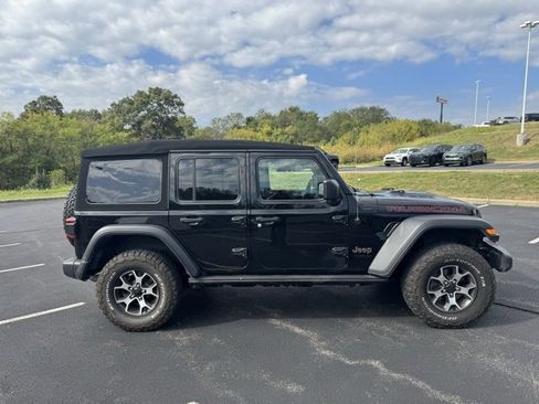 Used 2021 Jeep Wrangler Unlimited Rubicon image 2