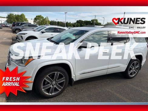 Used 2019 GMC Acadia Denali w/ Technology Package AWD/4WD image 6